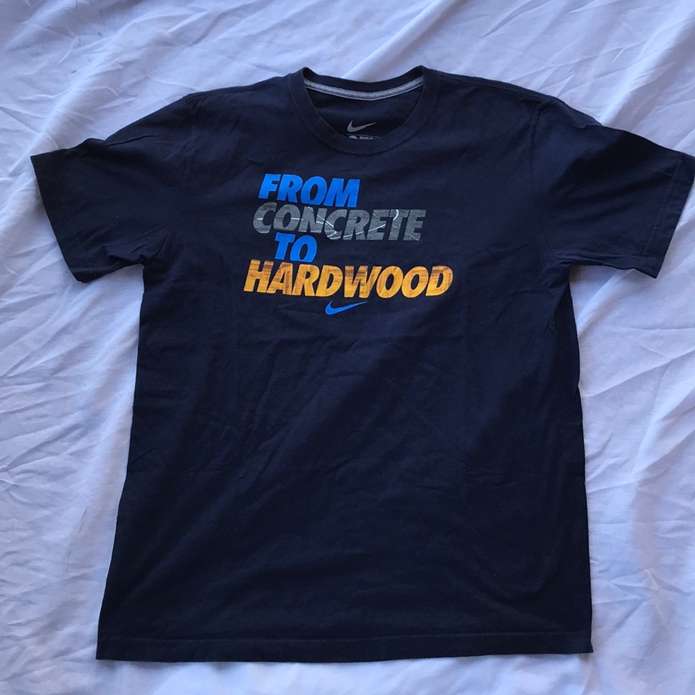 Nike shirt (M)